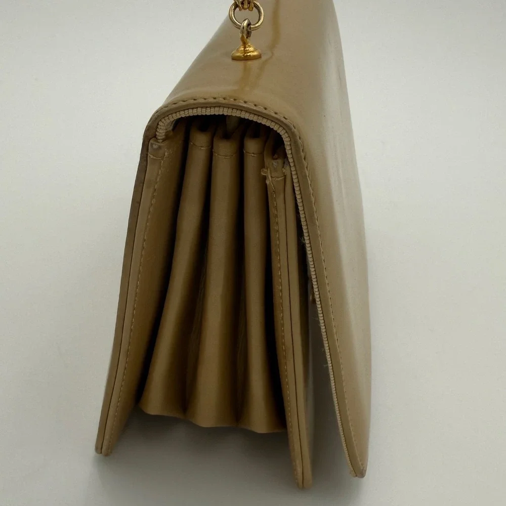 Nicholas Reich 1970's Vintage Baby Camel Leather Shoulder Bag Tan‎ Gold Chain