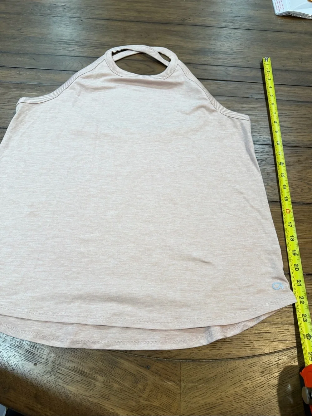 GAP brushed tech Jersey workout shirt size M​