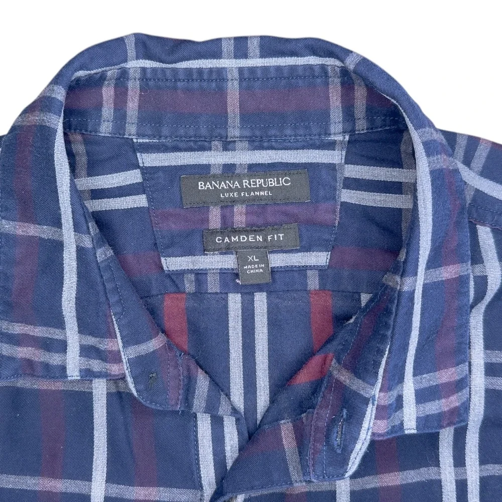 Banana Republic brand banana