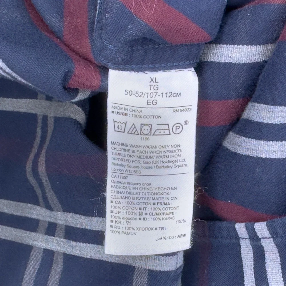 Banana Republic brand banana