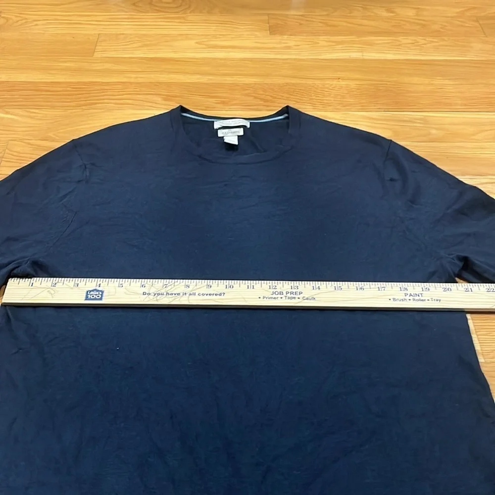 Banana Republic men’s silk cashmere blend navy blue sweater size large.