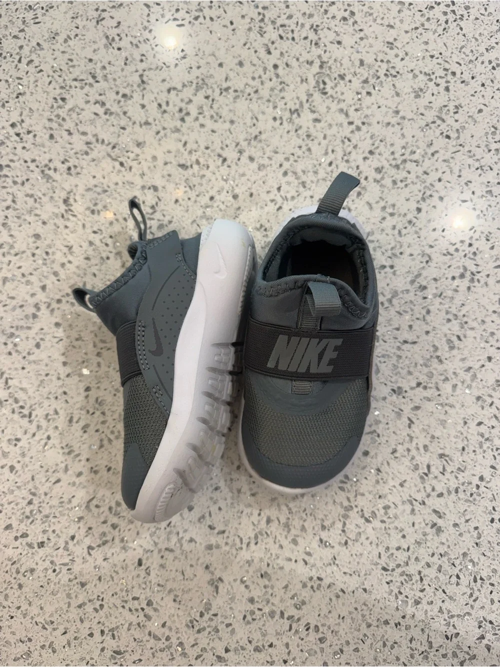 Nike slip design