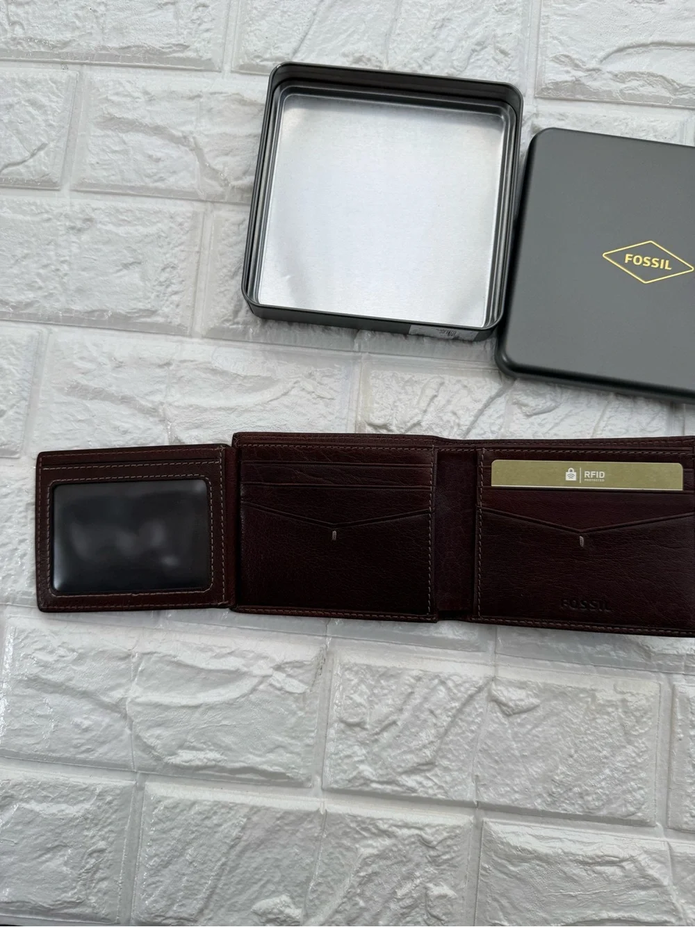 Fossil id card
