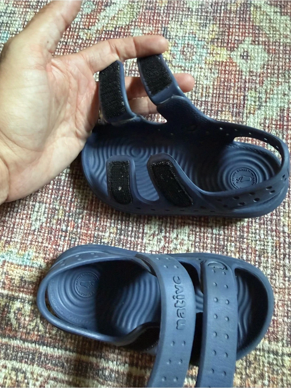 Native lightweight sandals