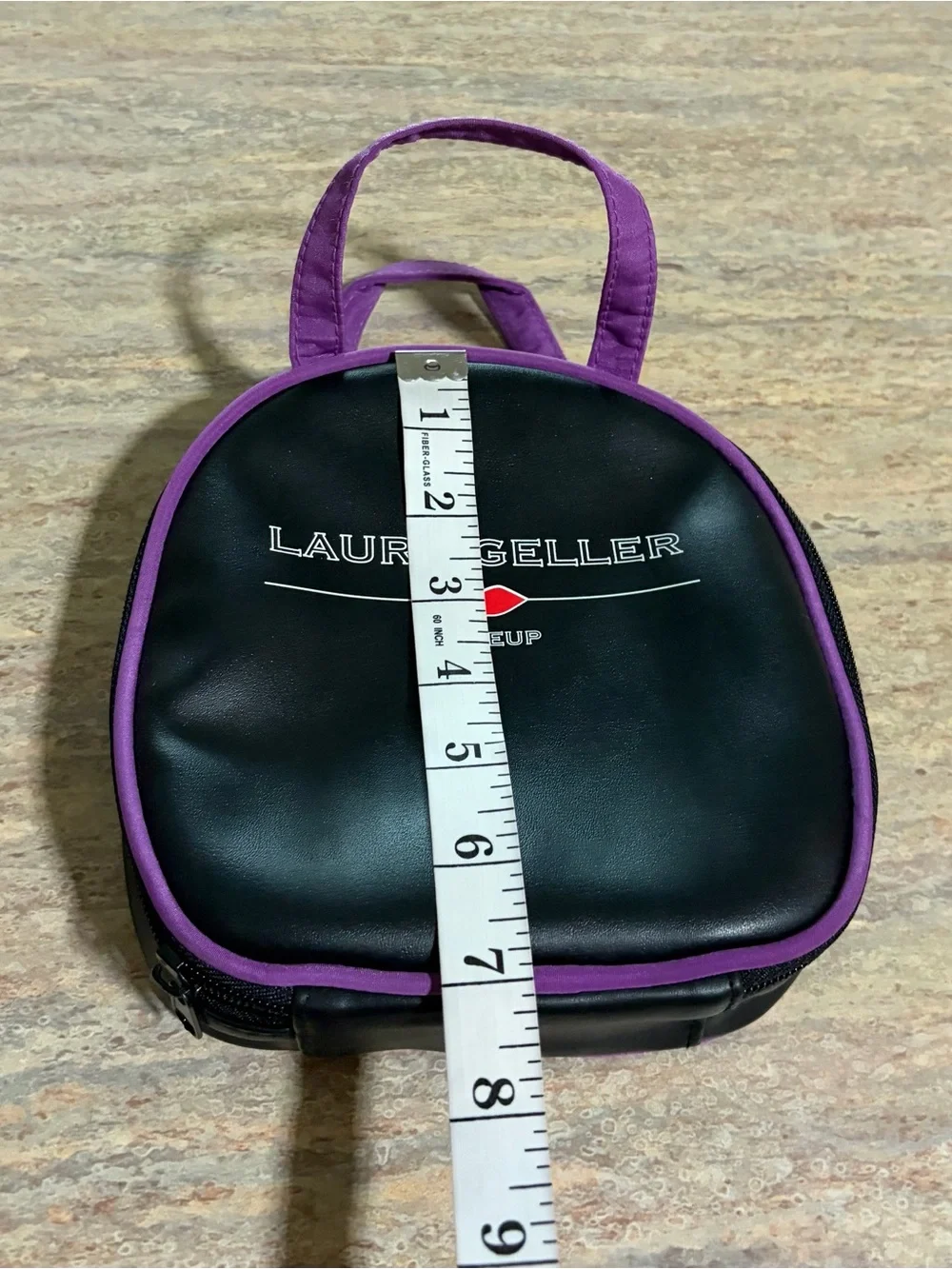 Laura Geller compact laura