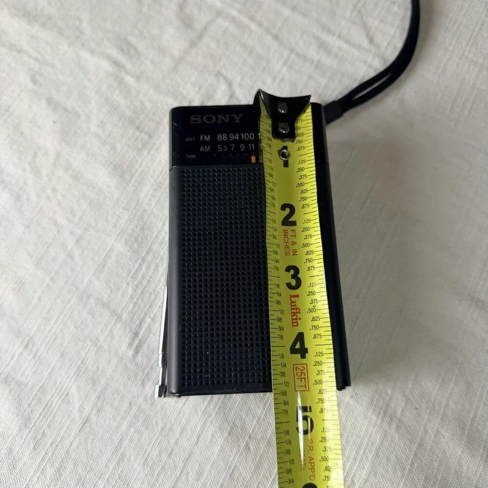 Vintage Working Sony Portable Pocket Radio/ AM-FM/ Full Antenna Black 4.5