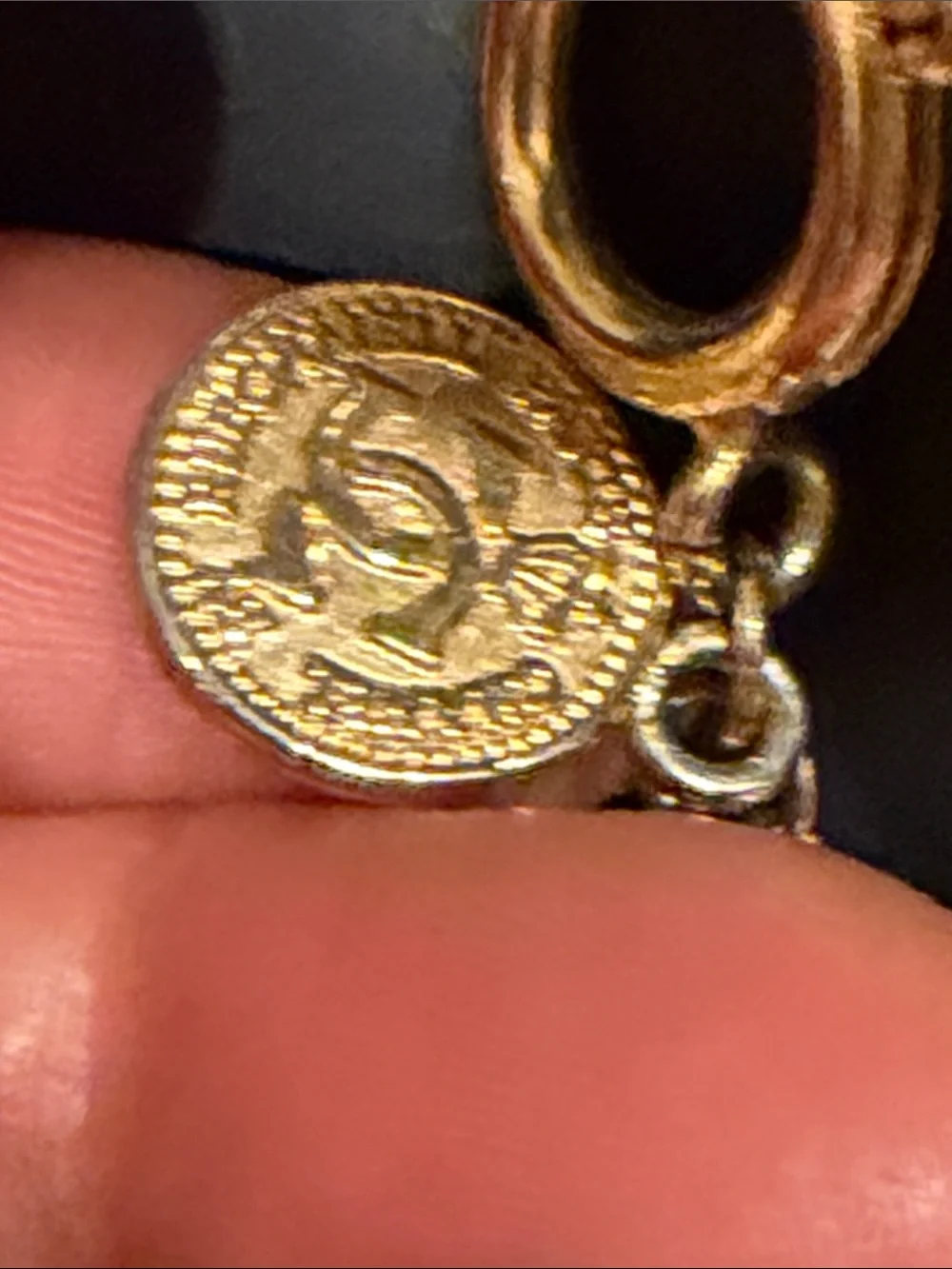 CHANEL 100% vintage