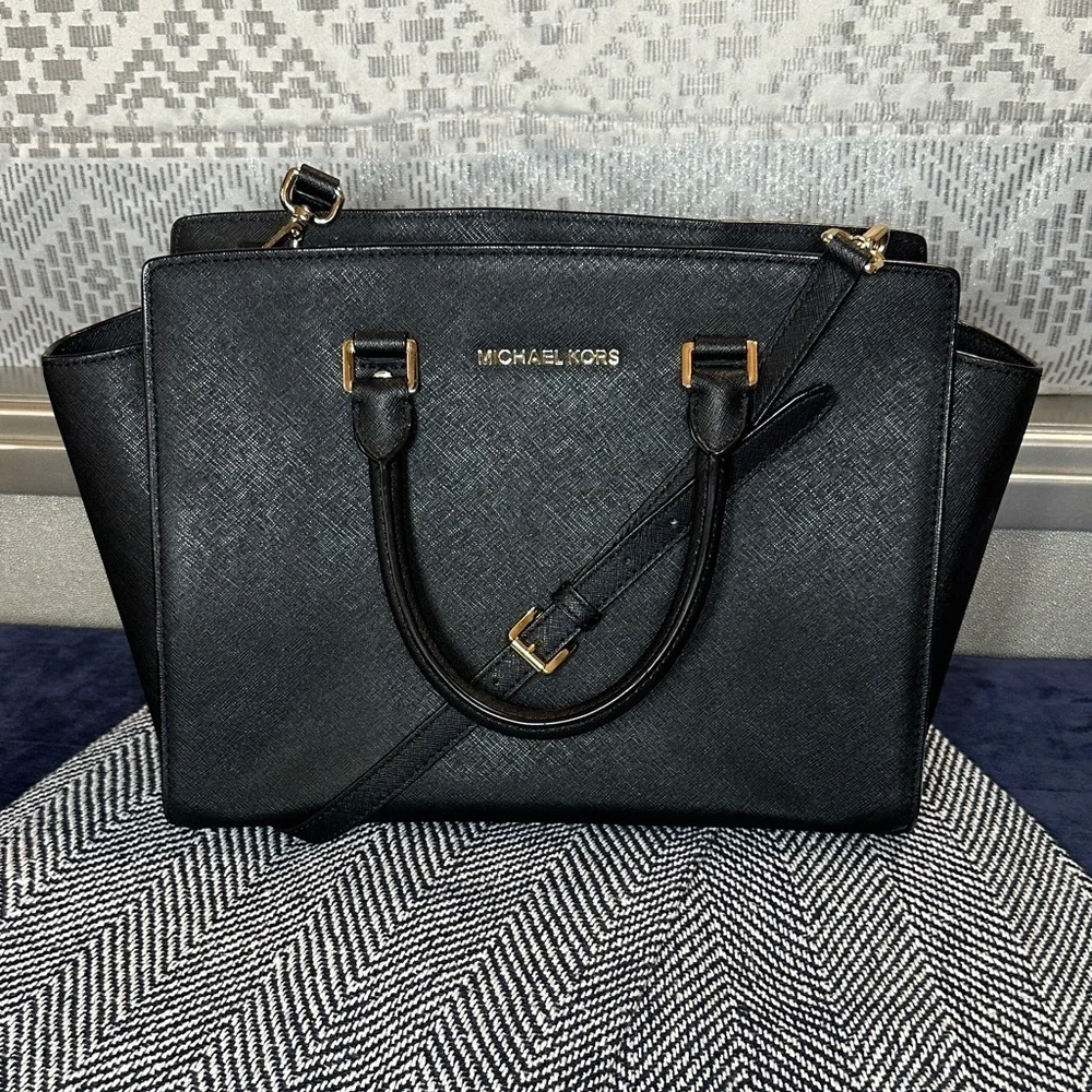 Michael Kors authentic michael