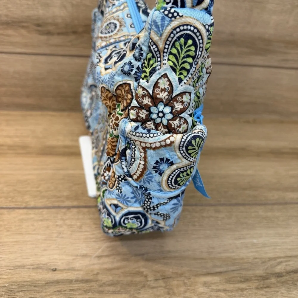 Vera Bradley minor staining