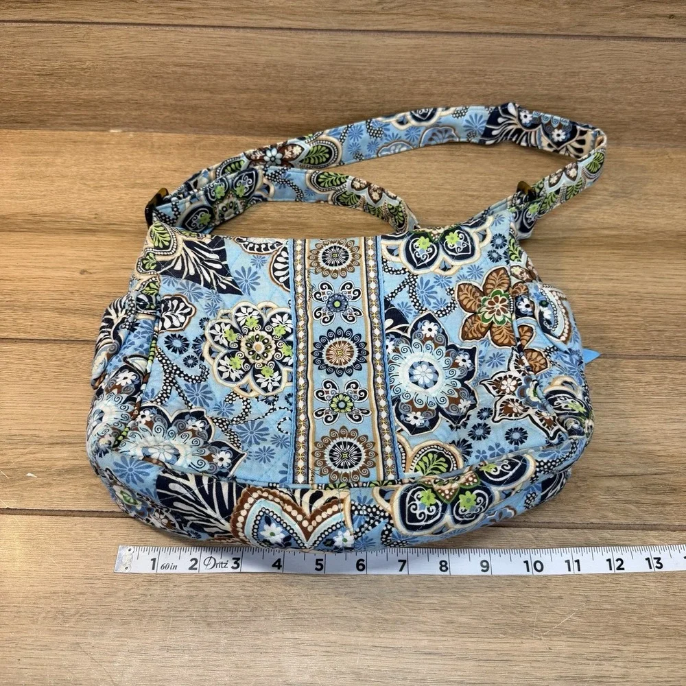 Vera Bradley minor staining