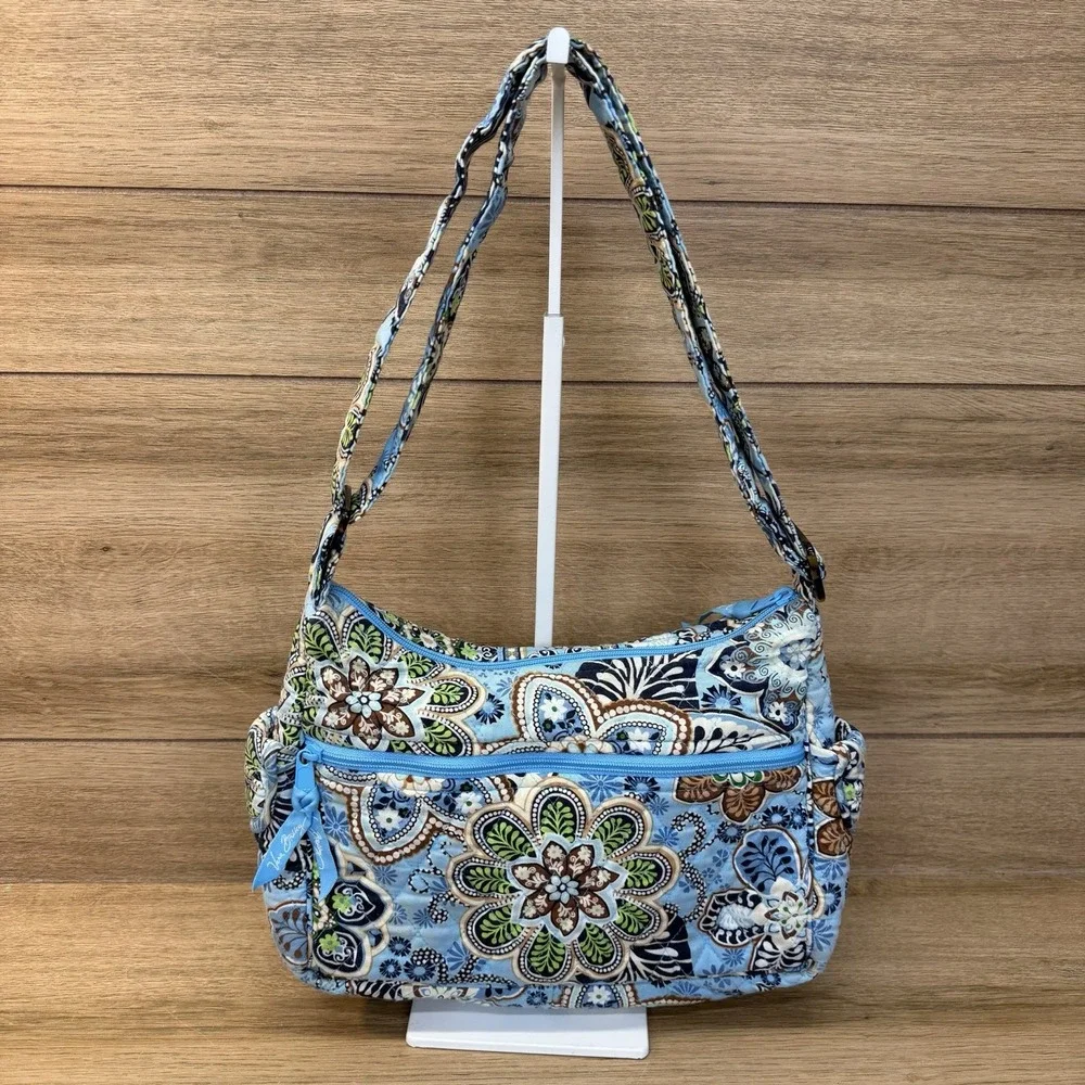 Vera Bradley minor staining