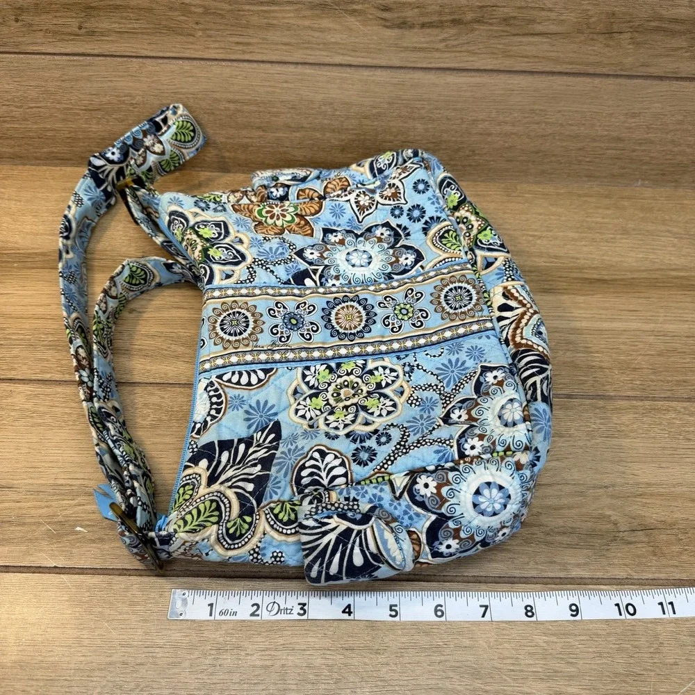 Vera Bradley minor staining