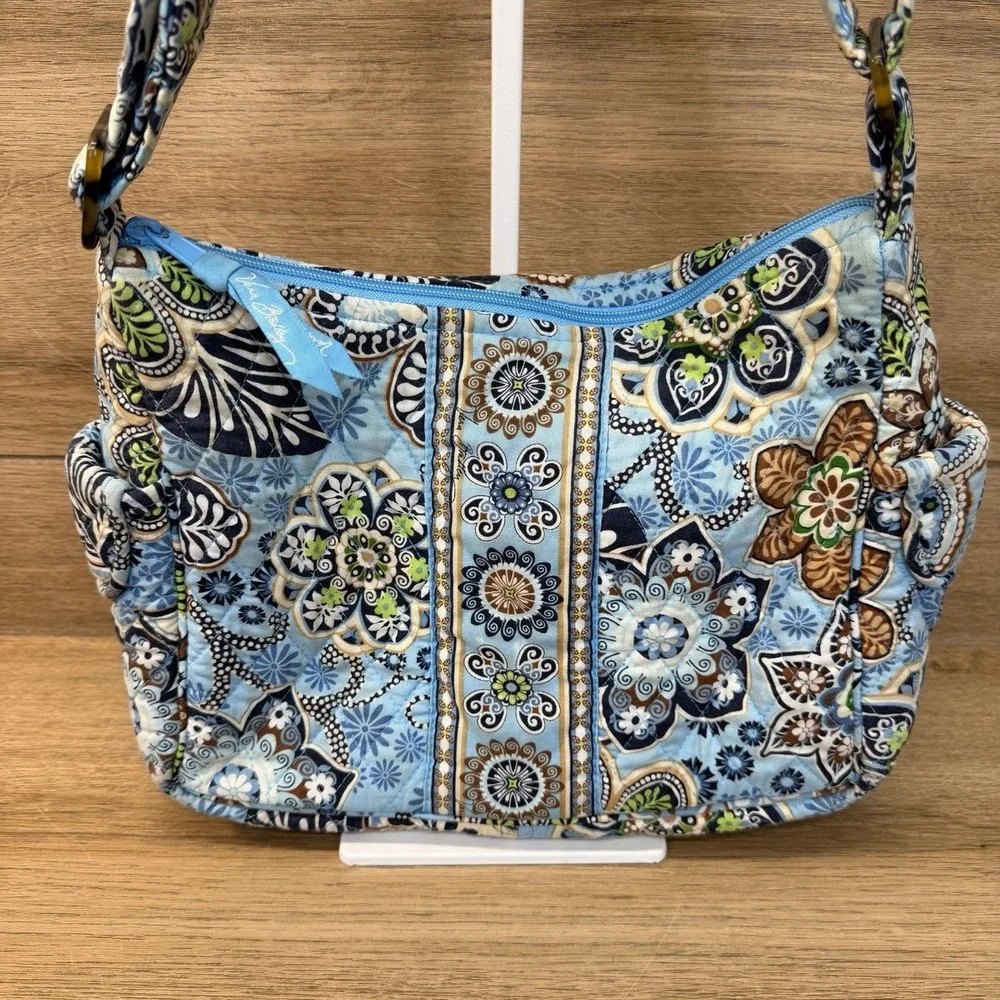 Vera Bradley minor staining