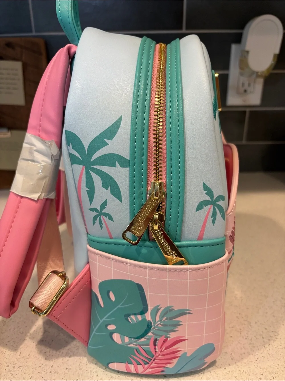 Loungefly minnie backpack