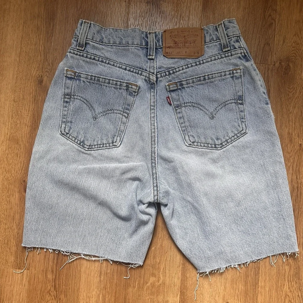 Levis good used