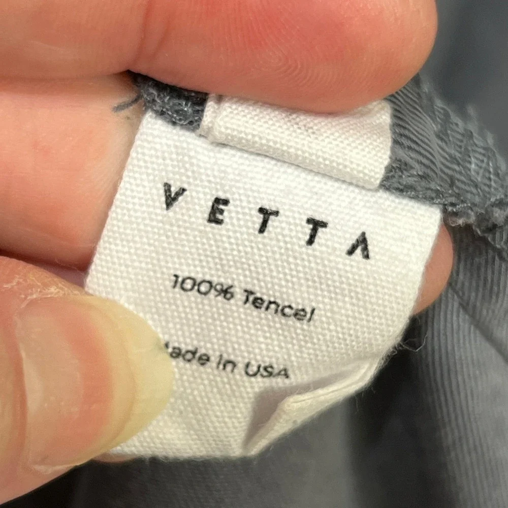 VETTA vibrant red