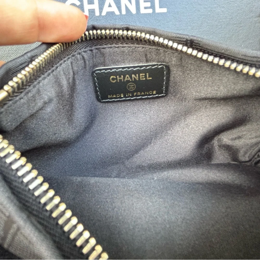 CHANEL brand color