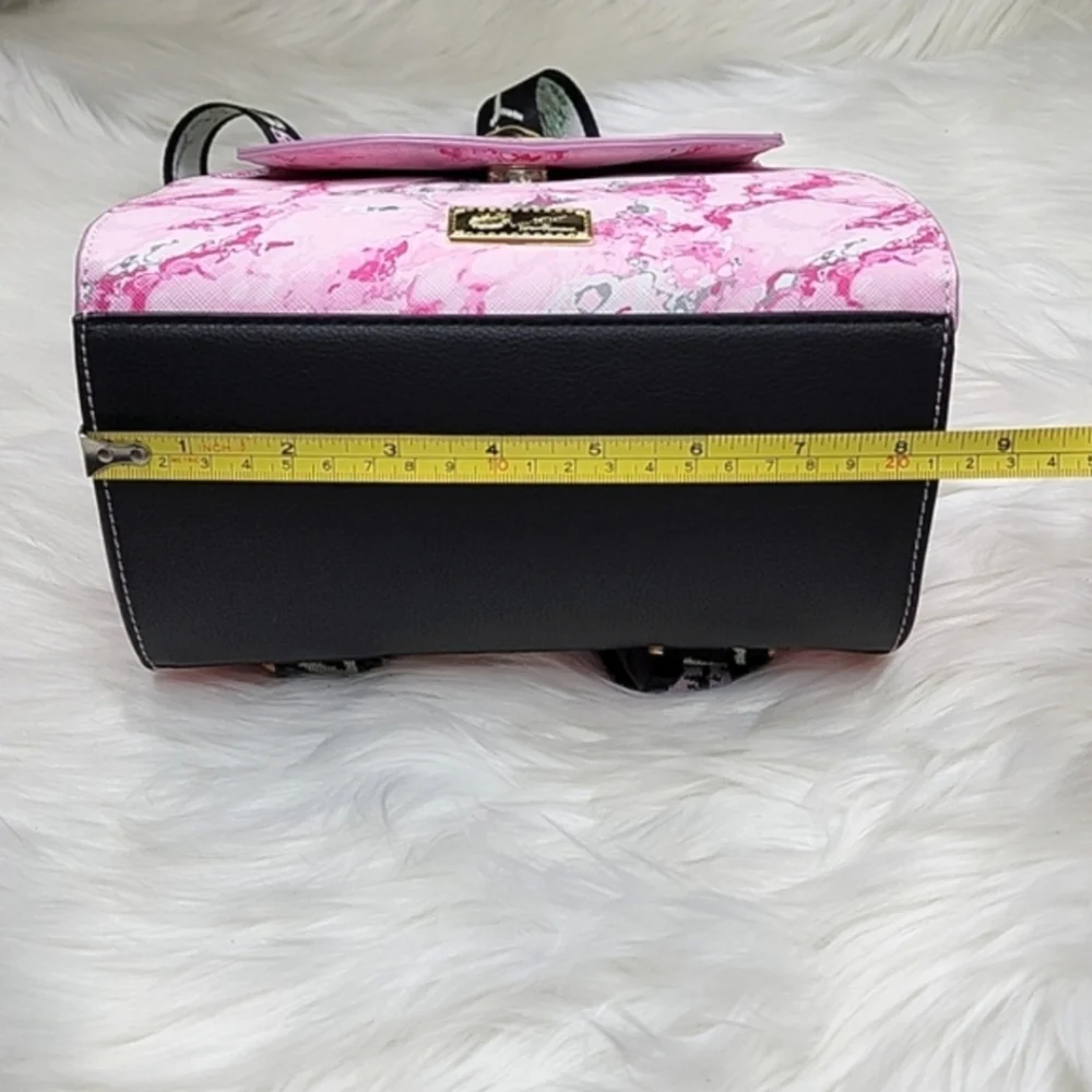 Betsey Johnson betsey johnson