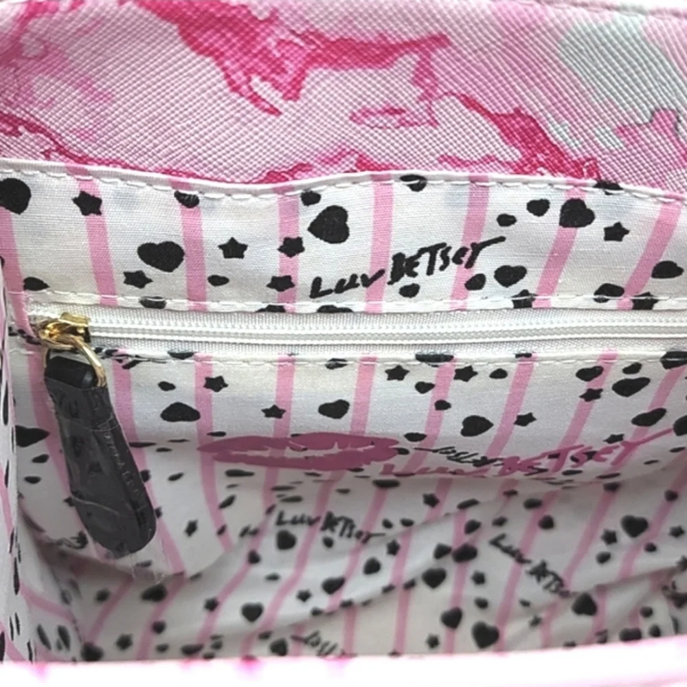 Betsey Johnson betsey johnson