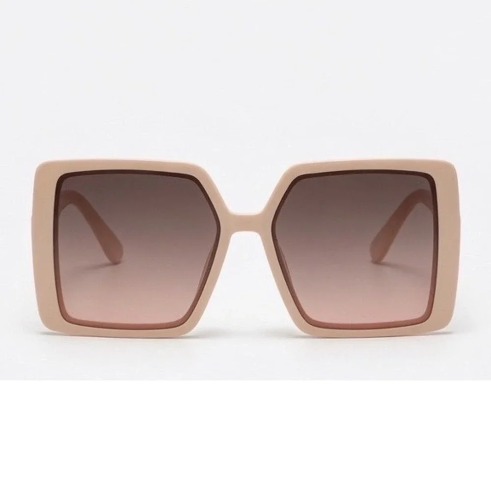 Unbranded oversized square