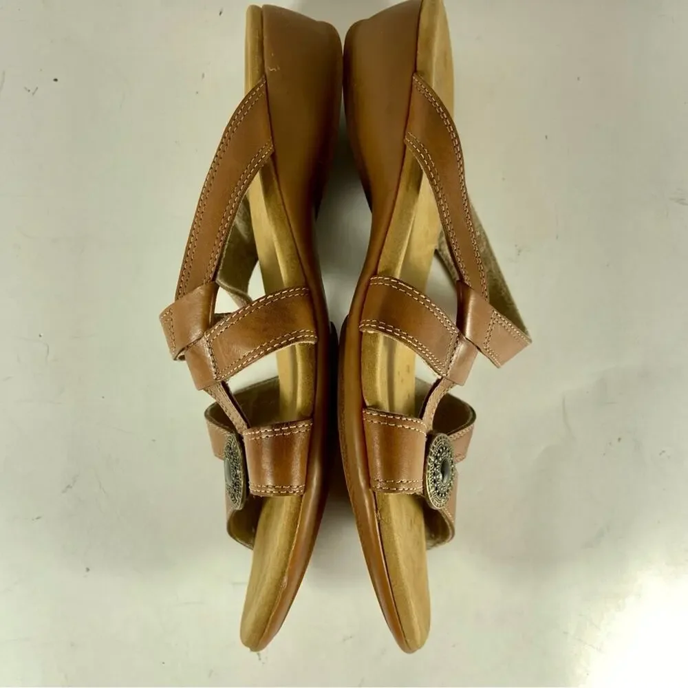 Munro american sandals