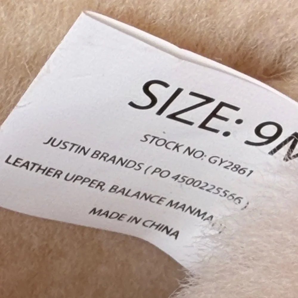 Justin Boots cozy stylish