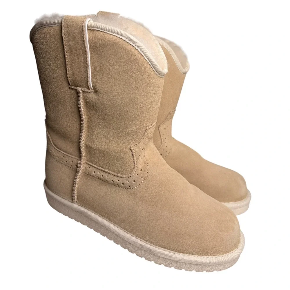 Justin Boots cozy stylish