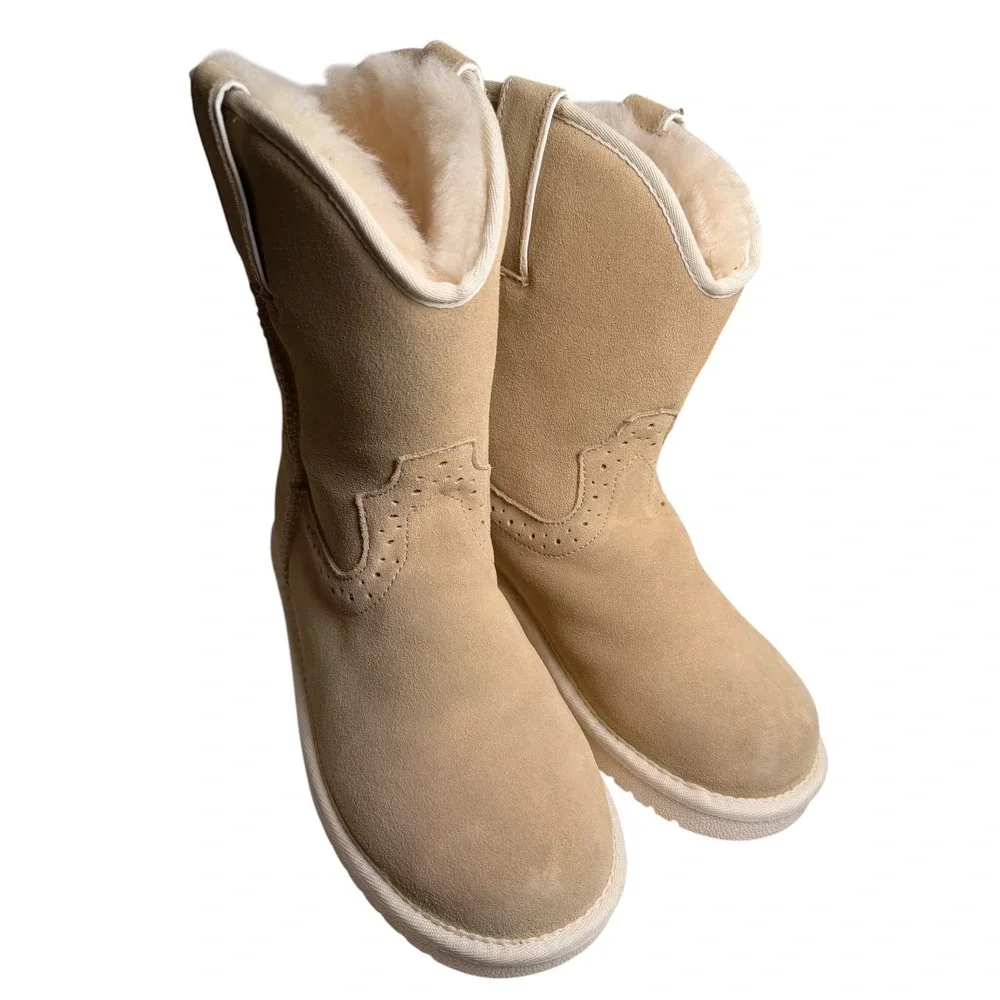 Justin Boots cozy stylish