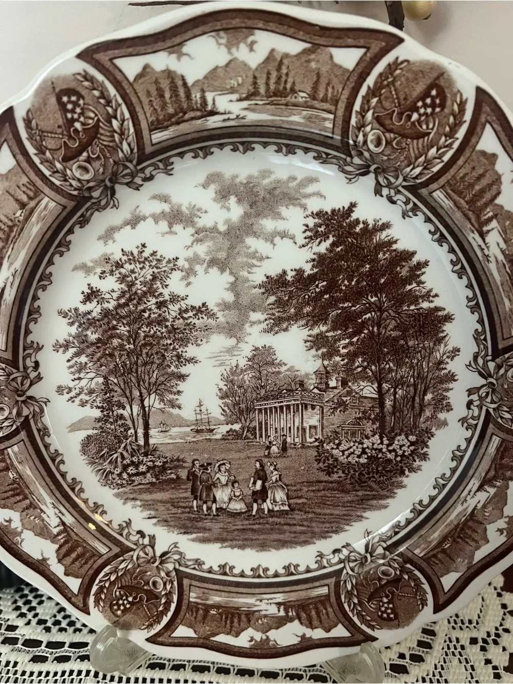 Vintage decorative dinner