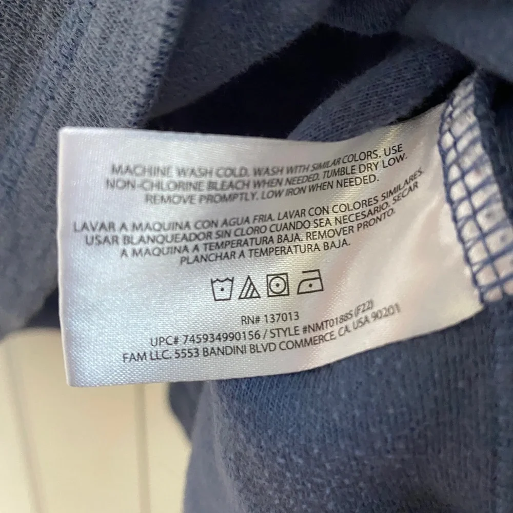 Banana Republic brand banana