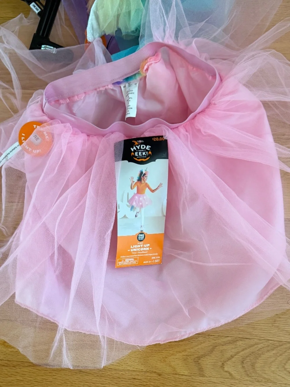 Hyde & EEK! nwt light
