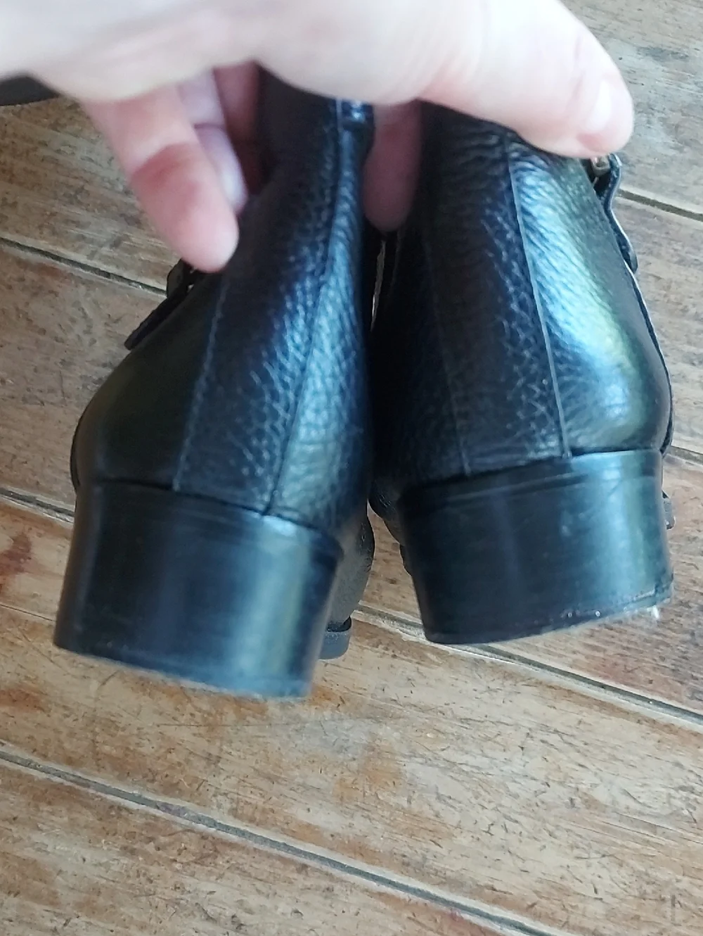 Tory Burch black pebbled