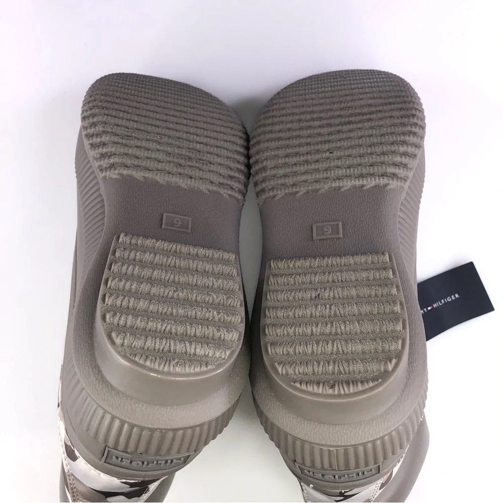 Tommy Hilfiger brand new