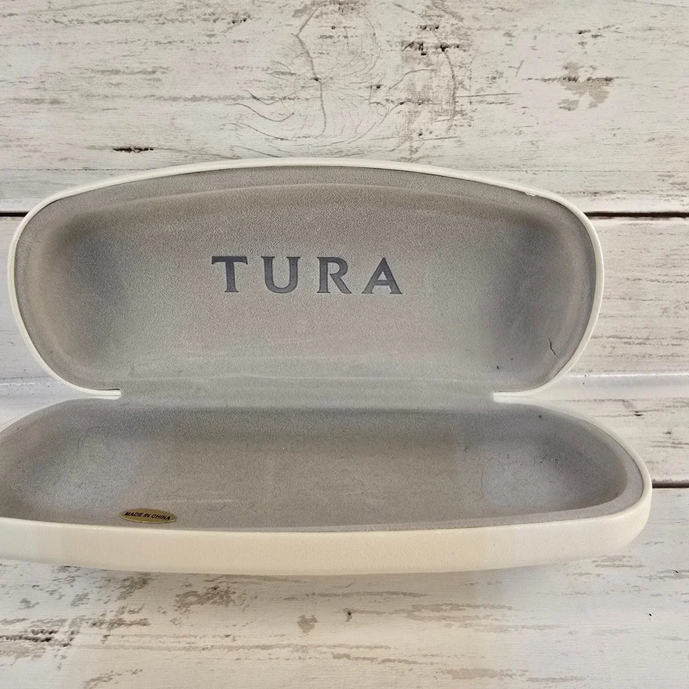 Tura hard shell