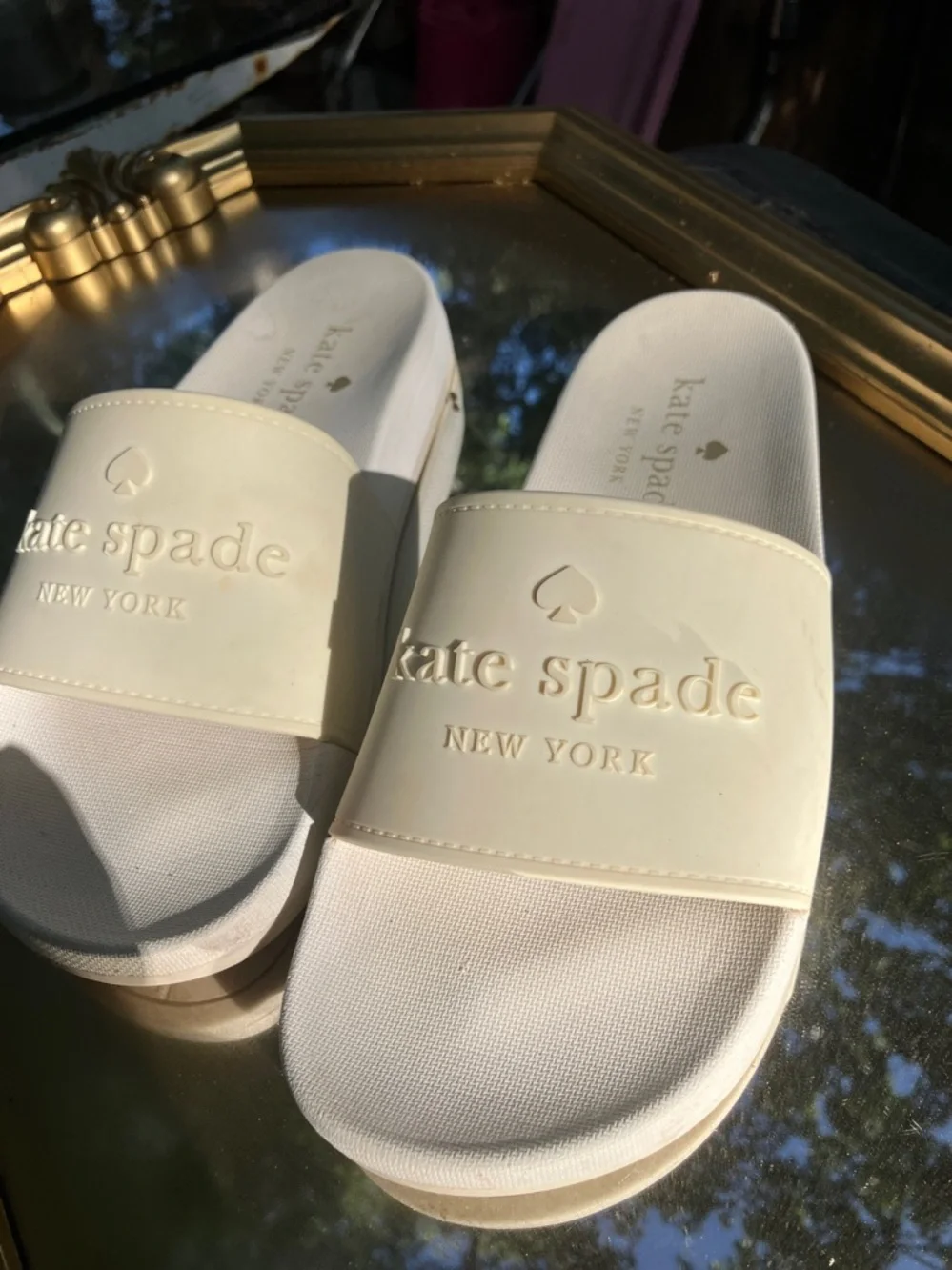 kate spade confortable kate