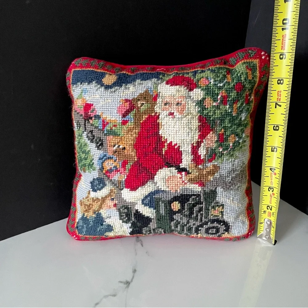 N/A santa train