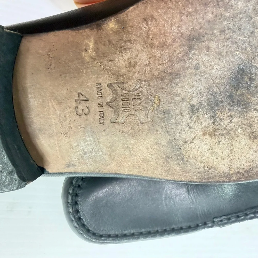 Salvatore Ferragamo brand cappelletti