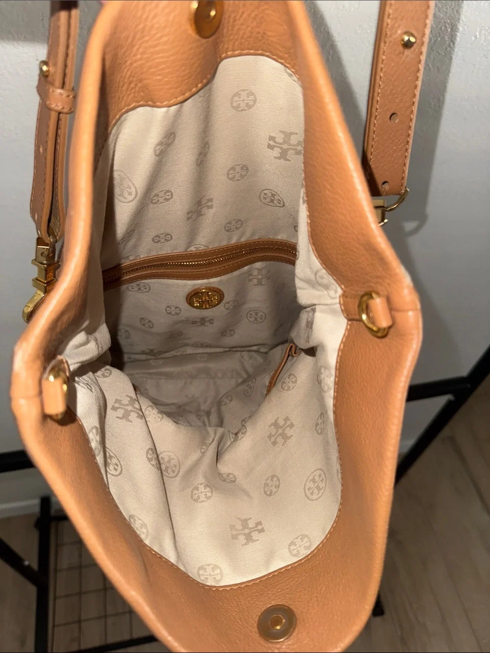 Tory Burch tory burch