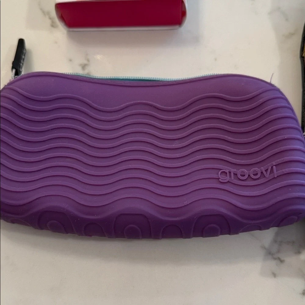 Bundle of 4 pencil cases