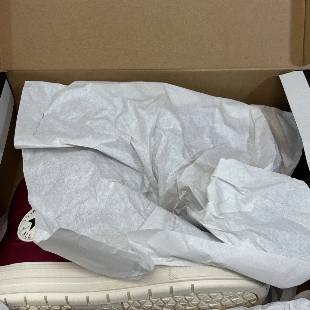 Converse brand new