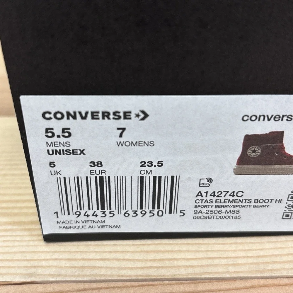Converse brand new
