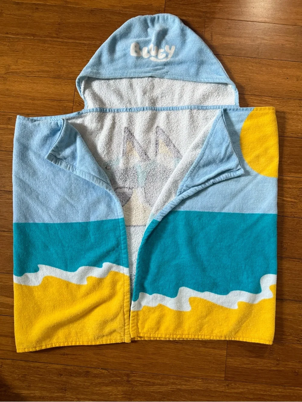 Othr hooded beach