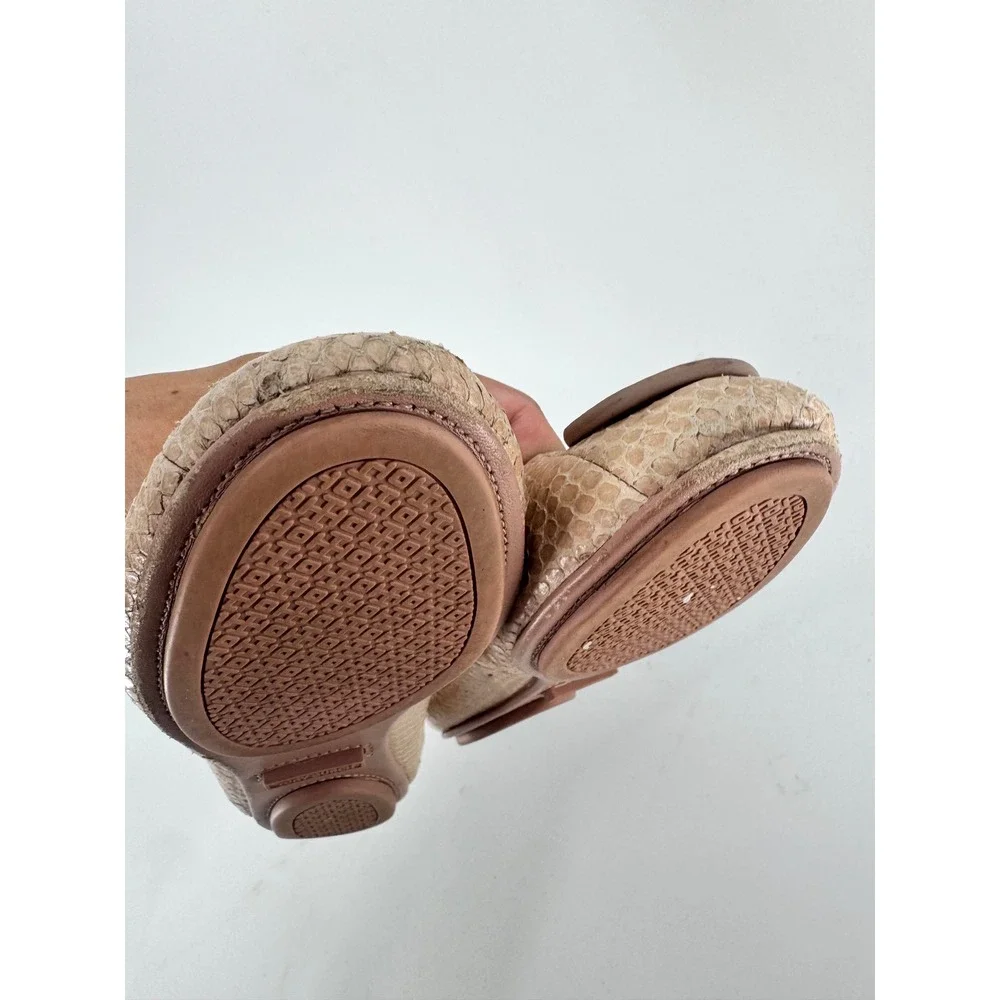 Tory Burch these tory