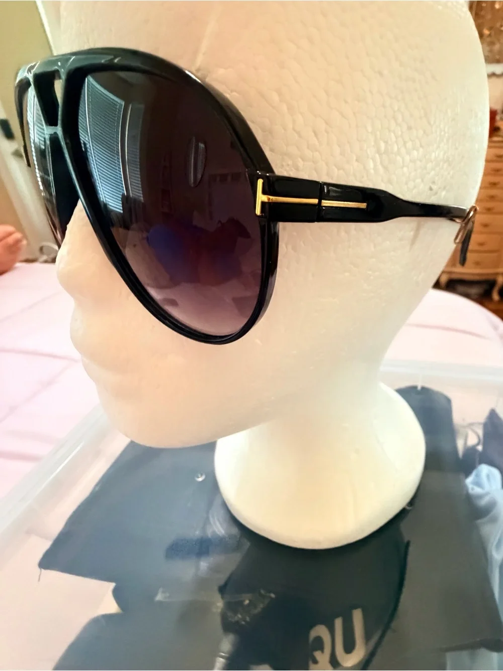 N/A stylish designer