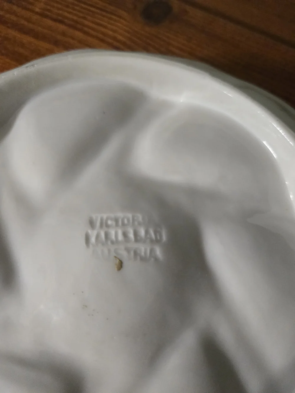 N/A porcelain oyster