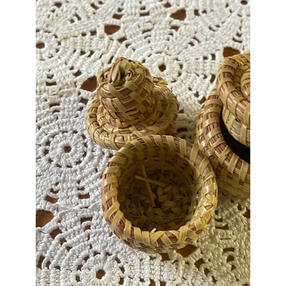 Handmade lids from