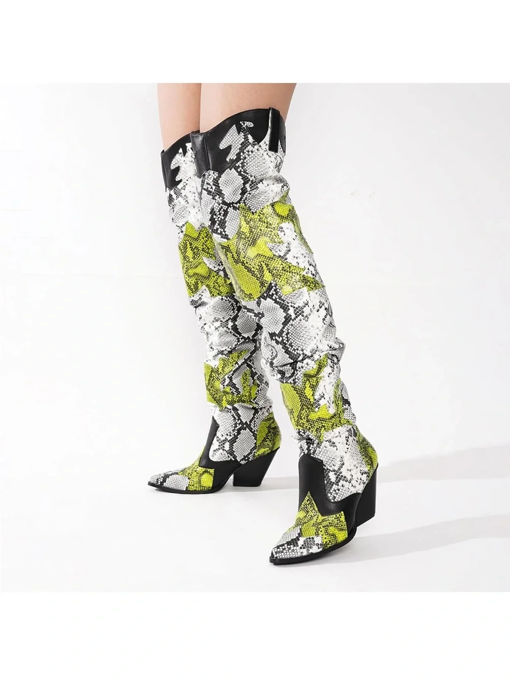 Cape Robbin stylish snake