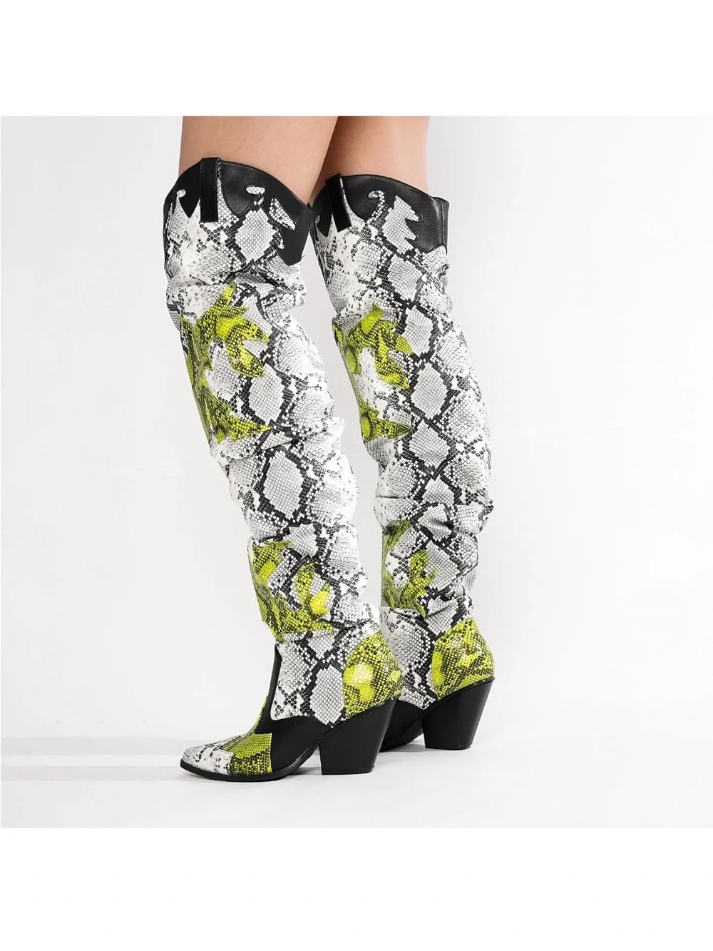 Cape Robbin stylish snake