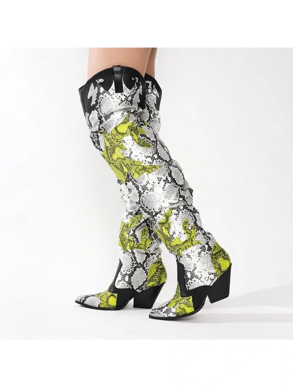 Cape Robbin stylish snake