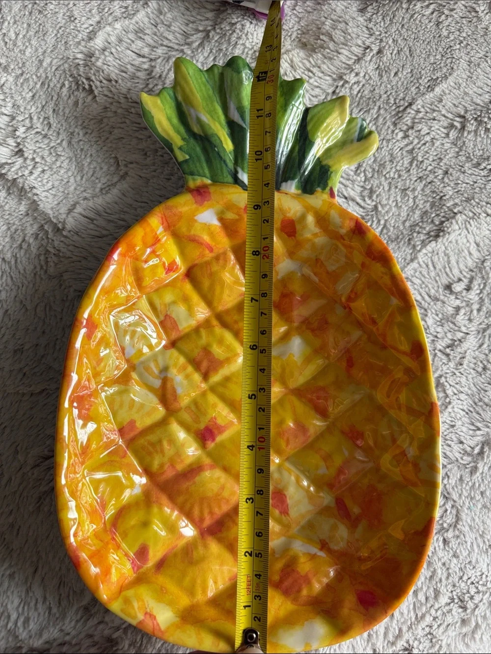 N/A fun pineapple